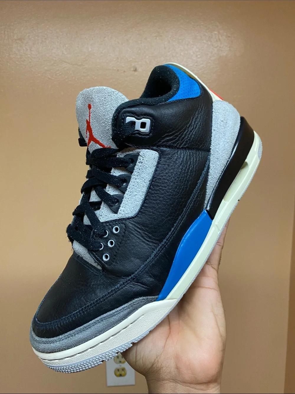 Air Jordan 3 Retro OG “Rare Air” Size 10 IB8967-004